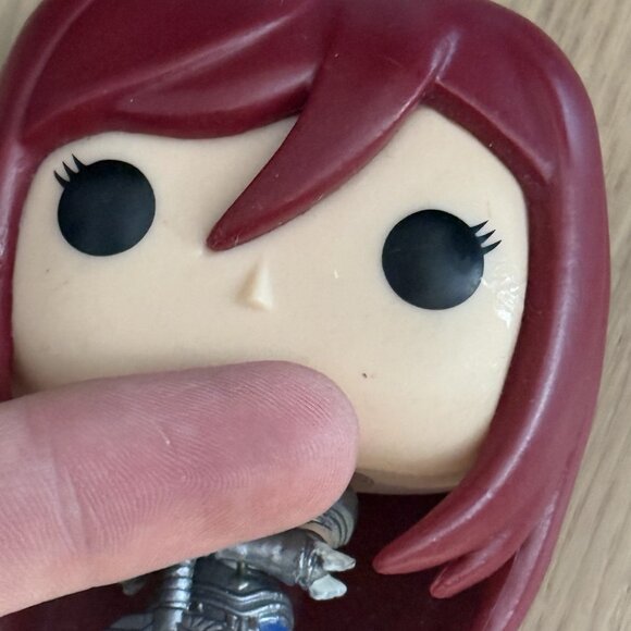 Funko Pop! Vinyl: Fairy Tail - Erza Scarlet #284 Figure Loose - Picture 2 of 9